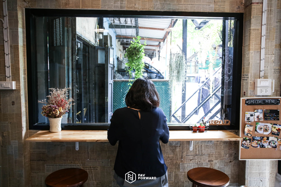 Foxhole BKK - Art Shelter Café, foxhole, ถนนตะนาว, คาเฟ่พระนคร